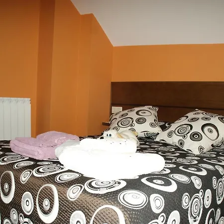 Rosita * Santa Cruz de los Cuérragos